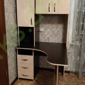Купить угловой стол с верхними шкафчиками в Донецке