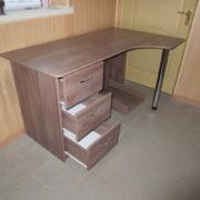Угловой однотумбовый компьютерный стол под заказ в Донецке
