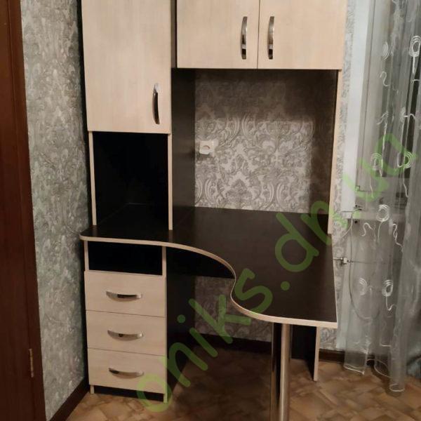 Купить угловой стол с верхними шкафчиками в Донецке