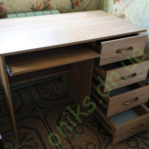 Купить однотумбовый письменный стол с четырьмя ящиками и выдвижной полкой под клавиатуру в Донецке